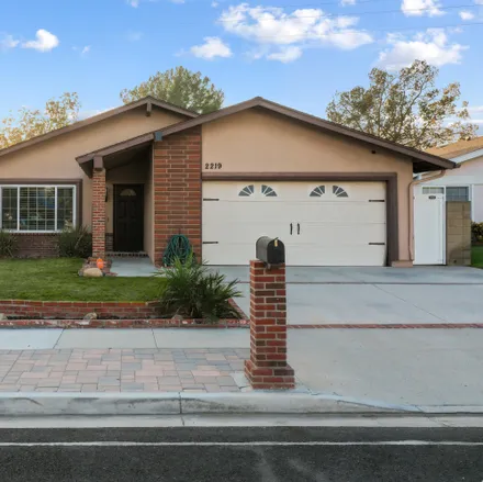 Buy this 3 bed house on 2219 North Hietter Avenue in Simi Valley, CA 93063
