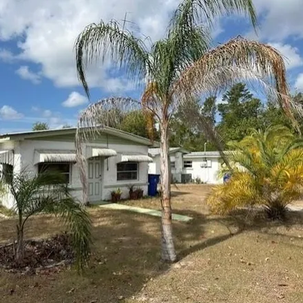Buy this 3 bed house on 1802 East Claradge Avenue in Avon Park, FL 33825