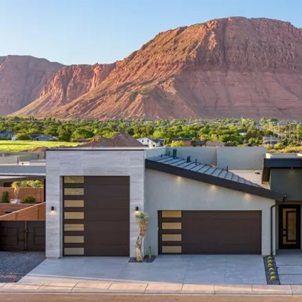 Buy this 5 bed house on 179 E Terrace Ln in Ivins, Utah