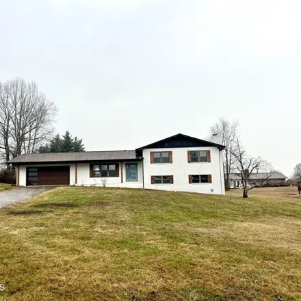 Buy this 4 bed house on 2213 Carpenters Grade Road in Westwood Hills, Maryville