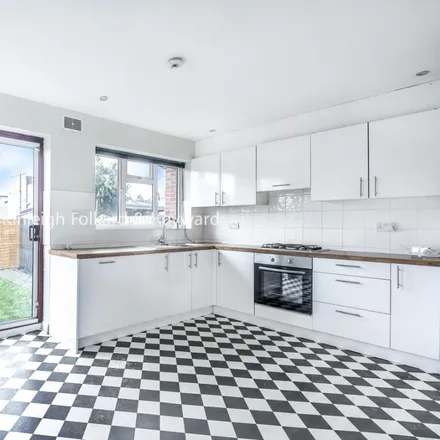Rent this 4 bed house on Ravenfield Road in London, SW17 8SE
