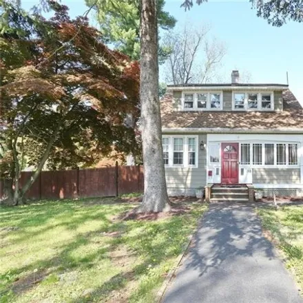 Buy this 4 bed house on 33 Old Haverstraw Road in Congers, NY 10920