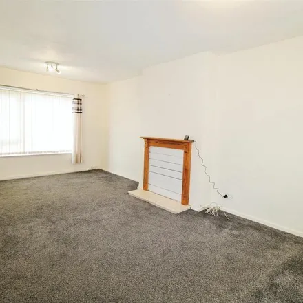 Image 4 - Parkstone Drive, Bradford, BD10 8BE, United Kingdom - Duplex for rent