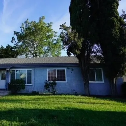 Buy this 3 bed house on 4068 East el Monte Way in Fresno, CA 93702