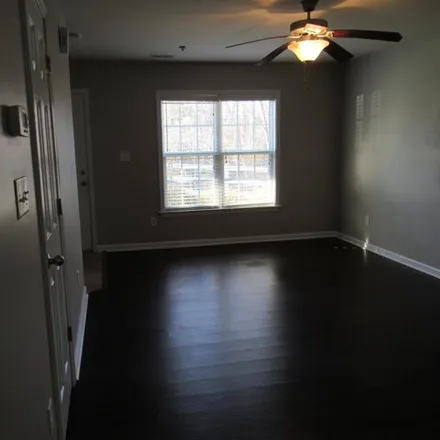 Image 3 - 198 Greenford Place, Houston Heights, Jacksonville, NC 28540, USA - House for rent