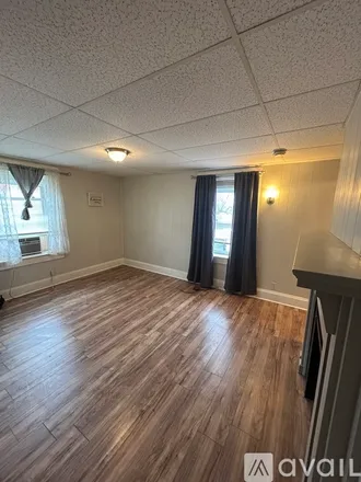 Rent this 1 bed apartment on 938 Maple Ave
