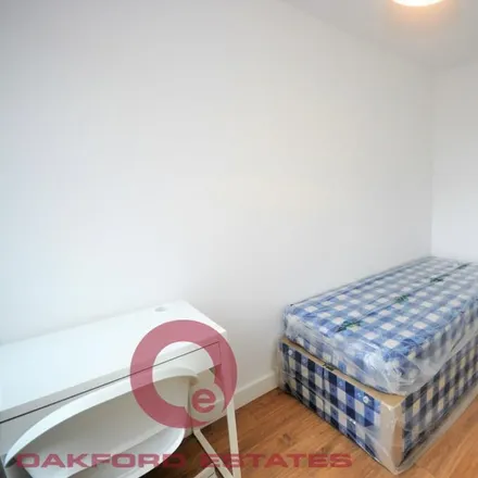 Image 6 - Ossulston Street, London, NW1 1EY, United Kingdom - Apartment for rent