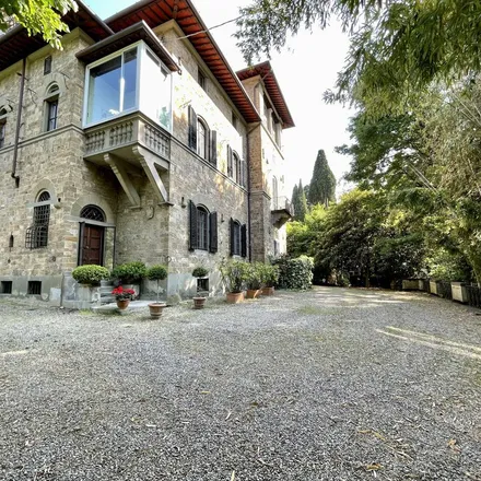 Rent this 5 bed apartment on Via Benedetto da Foiano 10 in 50124 Florence FI, Italy