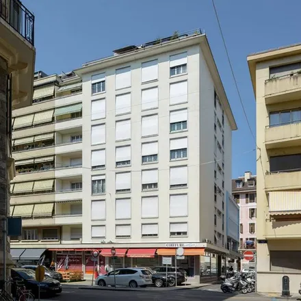 Rent this 3 bed apartment on Rue Sillem 11 in 1207 Geneva, Switzerland
