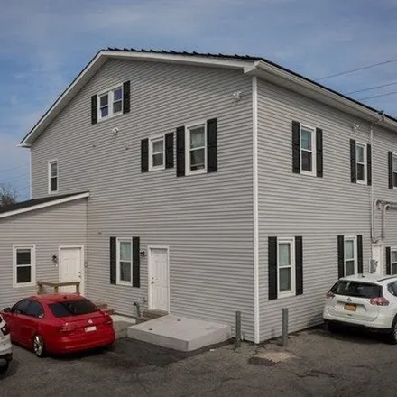 Rent this 3 bed apartment on 35 New York Avenue in Halesite, Huntington