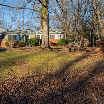 Image 2 - 615 Garvin Lake Rd, Gaffney, South Carolina, 29340 - House for sale