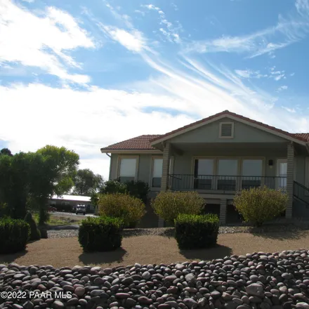 Rent this 4 bed house on 598 Zuni Trail in Yavapai County, AZ 86327