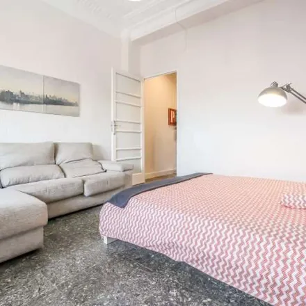 Image 9 - Carrer de Sueca, 59, 46006 Valencia, Spain - Apartment for rent