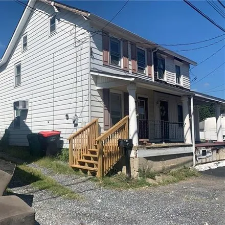 Image 2 - 369 North East Alley, Lehighton, PA 18235, USA - House for sale
