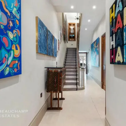 Image 7 - 7 Thurloe Street, London, SW7 2SS, United Kingdom - Townhouse for sale