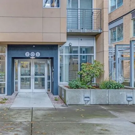 Buy this 2 bed condo on Washington & 7th Street in Vancouvercenter Plaza, Vancouver