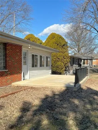 Image 3 - 11954 Gravois Road, Sunset Hills, Saint Louis County, MO 63127, USA - House for sale