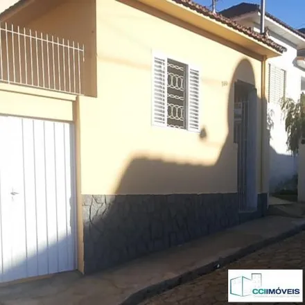 Buy this 3 bed house on Chiquinho Sorvetes in Rua Pedro Moreira da Costa, Centro