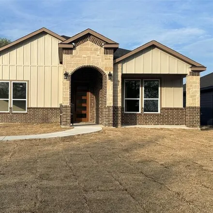 Buy this 4 bed house on 790 Crockett Street in Terrell, TX 75160
