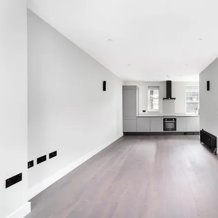 Rent this studio apartment on Pho & Bun in 76 Shaftesbury Avenue, London