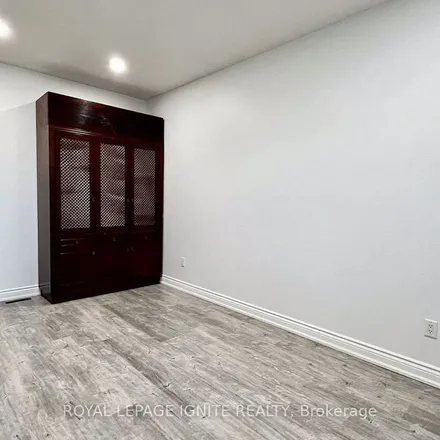 Image 9 - 9836 Keele Street, Vaughan, ON L6A 1W3, Canada - Apartment for rent