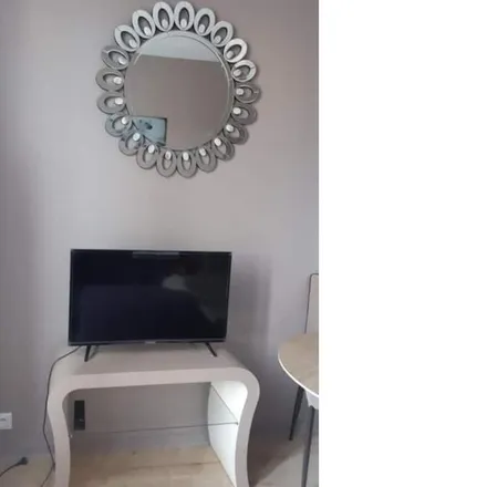 Rent this 1 bed apartment on 36000 Châteauroux