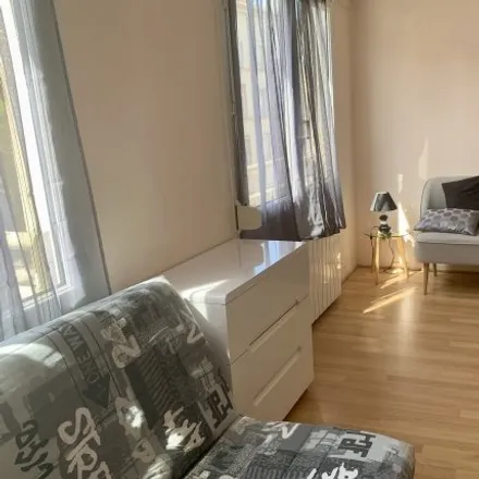 Image 2 - Lyon, La Guillotière, ARA, FR - Room for rent