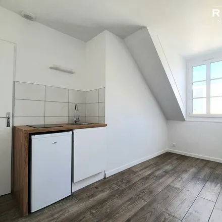 Rent this 1 bed apartment on 12 Place des Grands Hommes in 33000 Bordeaux, France