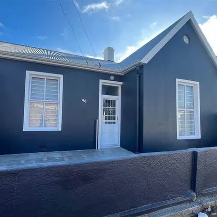 Image 2 - Sussex Street, Claremont, Cape Town, 7708, South Africa - Duplex for rent