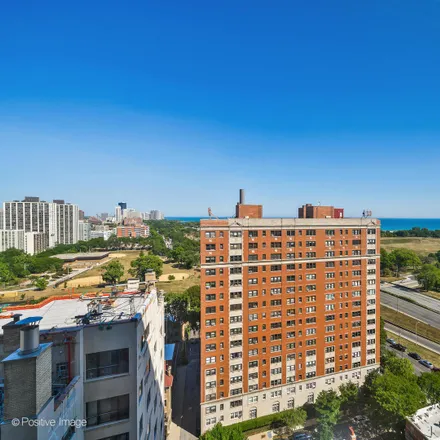 Image 5 - Le Cafe, 4250 North Marine Drive, Chicago, IL 60613, USA - House for sale