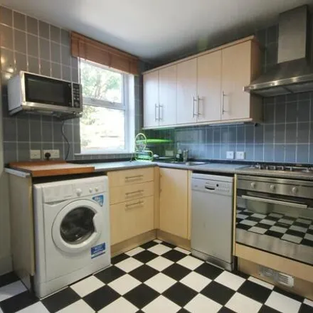 Rent this 4 bed townhouse on Kirby Road in Leicester, LE3 6BD