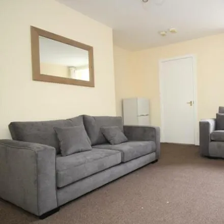 Rent this 3 bed room on South Gosforth Roundabout in Station Road, Newcastle upon Tyne
