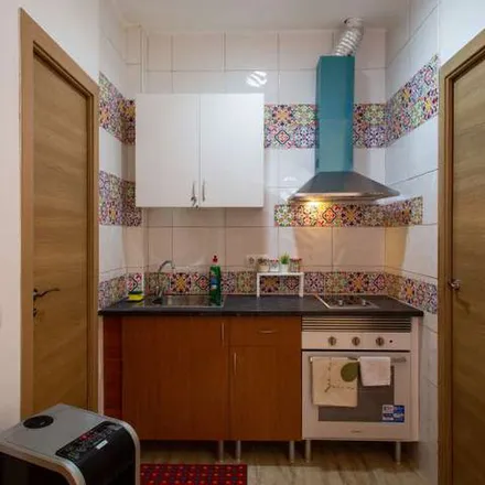 Image 2 - Carrer de Santiago Apòstol, 08903 l'Hospitalet de Llobregat, Spain - Apartment for rent