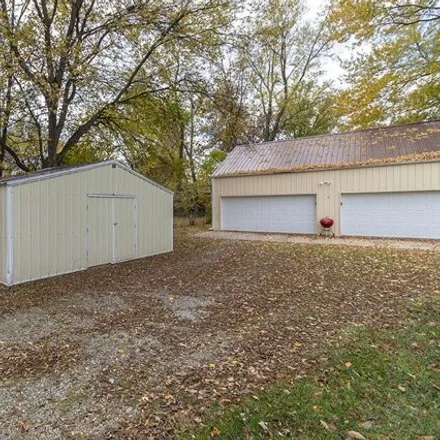 Image 4 - 107 Bertie Avenue, Hallsville, Boone County, MO 65255, USA - House for sale