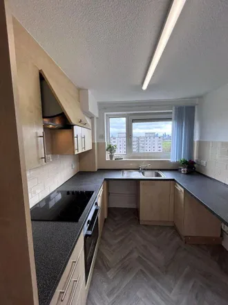 Image 3 - Kersal Way, Salford, M7 3GS, United Kingdom - Apartment for rent