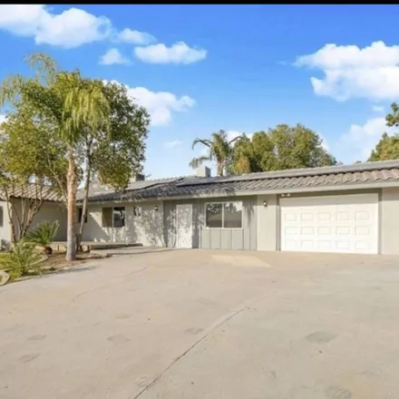 Image 4 - 735 Mira Loma Drive, Bakersfield, CA 93309, USA - Room for rent