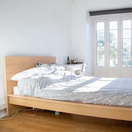 Rent this 1studio townhouse on Botequim do Rei in Alameda Cardeal Cerejeira, 1050-215 Lisbon