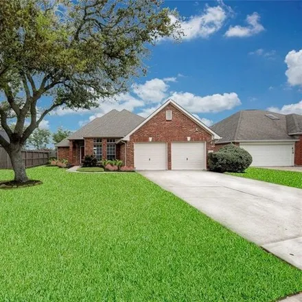 Buy this 3 bed house on 6627 Old Oaks Boulevard in Pearland, TX 77584