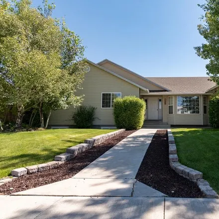 Buy this 6 bed house on 1035 Lowell Drive in Idaho Falls, ID 83402