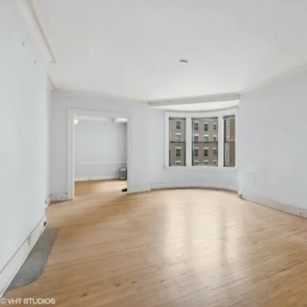 Image 4 - Parkshore Apartments, 1755-1765 East 55th Street, Chicago, IL 60615, USA - House for sale