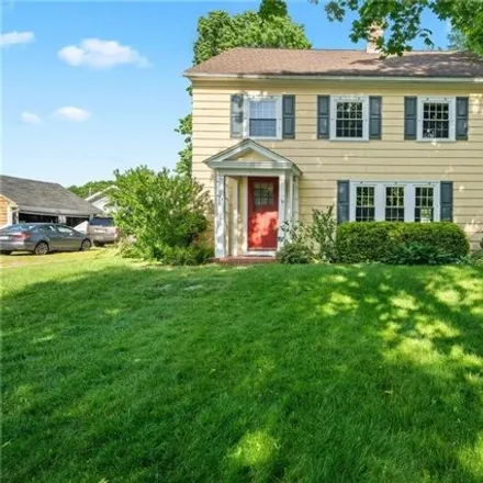 Buy this 4 bed house on 42 Walnut Road in Barrington, RI 02806
