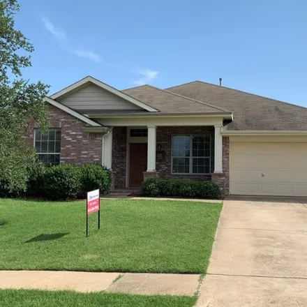 Rent this 3 bed house on 311 Spruce Trail in Forney, TX 75126