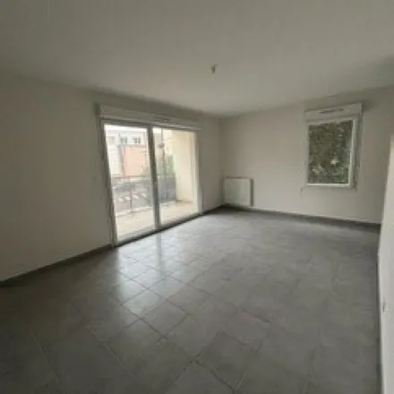 Rent this 3 bed apartment on 1 Rue André Palisson in 01100 Oyonnax, France