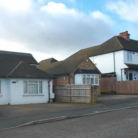Buy this 4 bed house on Nicol Road in Chalfont St Peter, SL9 9JQ