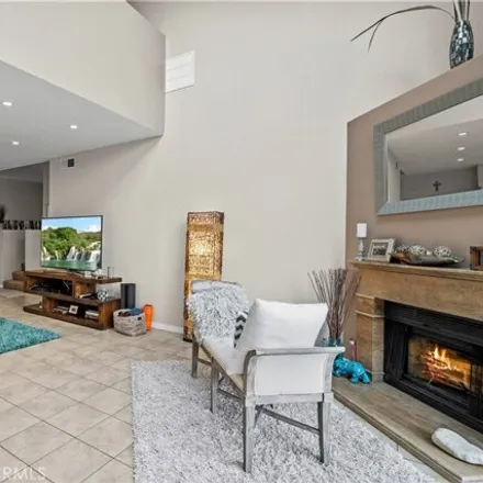 Image 7 - Moorpark Street, Los Angeles, CA 13359, USA - Condo for sale