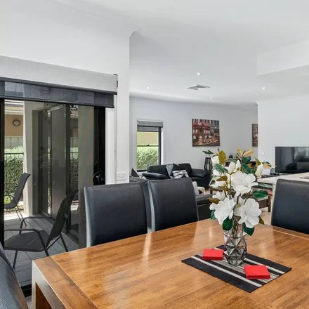 Rent this 3 bed apartment on Yarrawonga VIC 3730