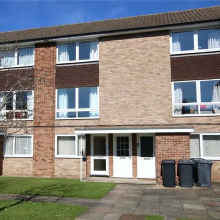 Rent this 2 bed apartment on Inglewood Court in Reading, RG30 2DU