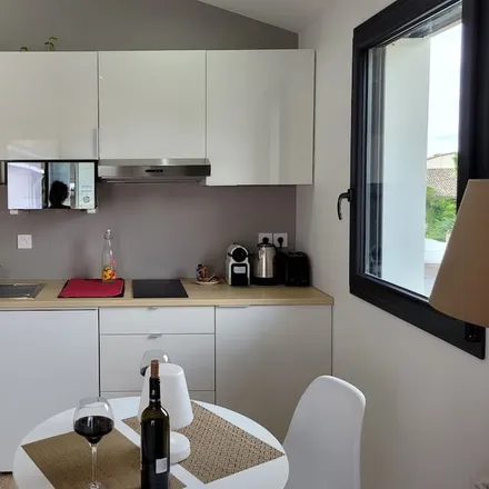 Rent this 1 bed apartment on 33370 Artigues-près-Bordeaux