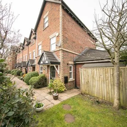 Buy this 4 bed townhouse on Parrys Way in Poulton-le-Fylde, FY6 7AN
