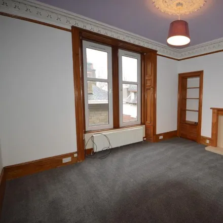 Image 2 - Gibson Terrace, Dundee, DD4 7AF, United Kingdom - Apartment for rent